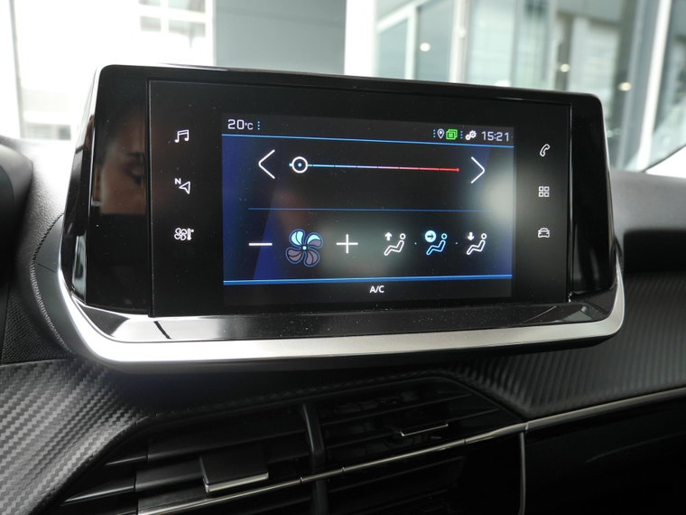 Vehicle Image 26