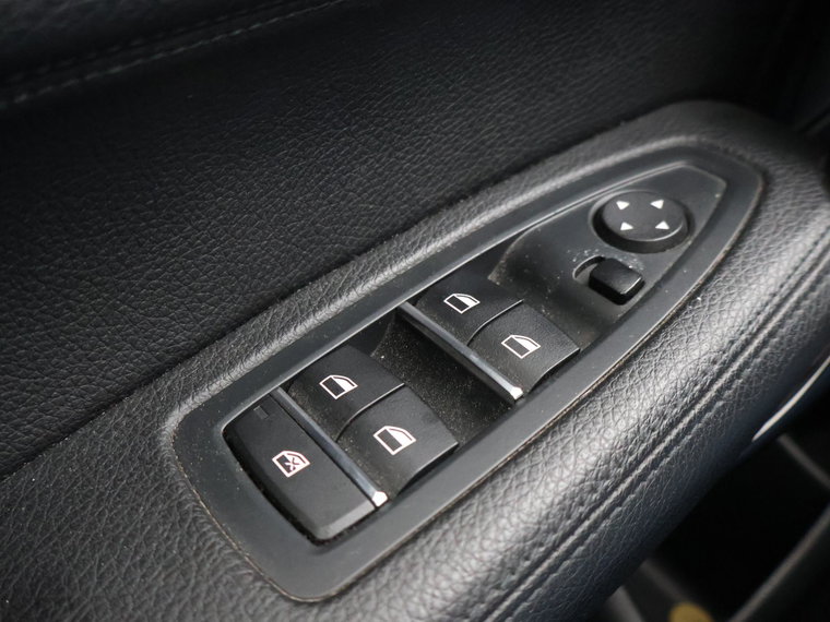 Vehicle Image 41