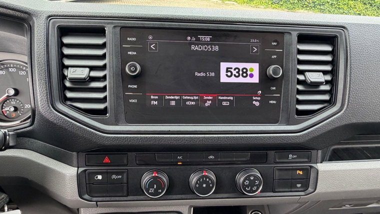 Vehicle Image 21