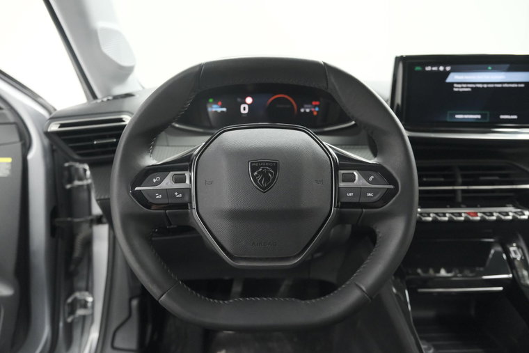 Vehicle Image 35