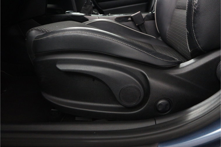 Vehicle Image 46