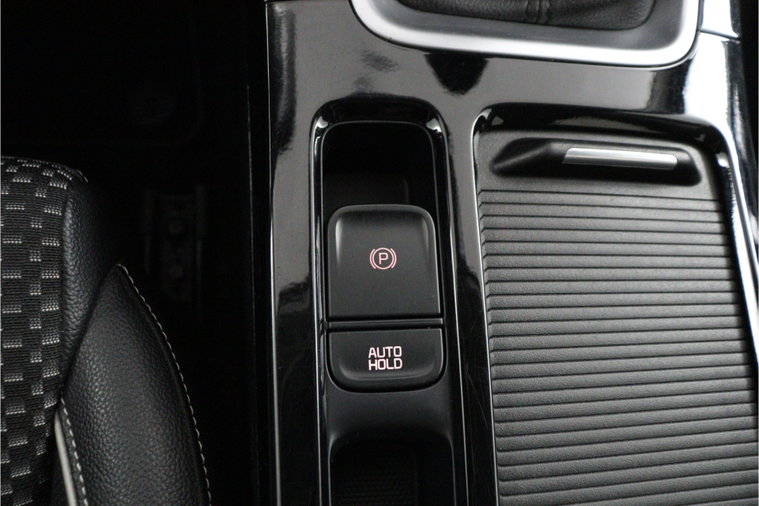 Vehicle Image 60
