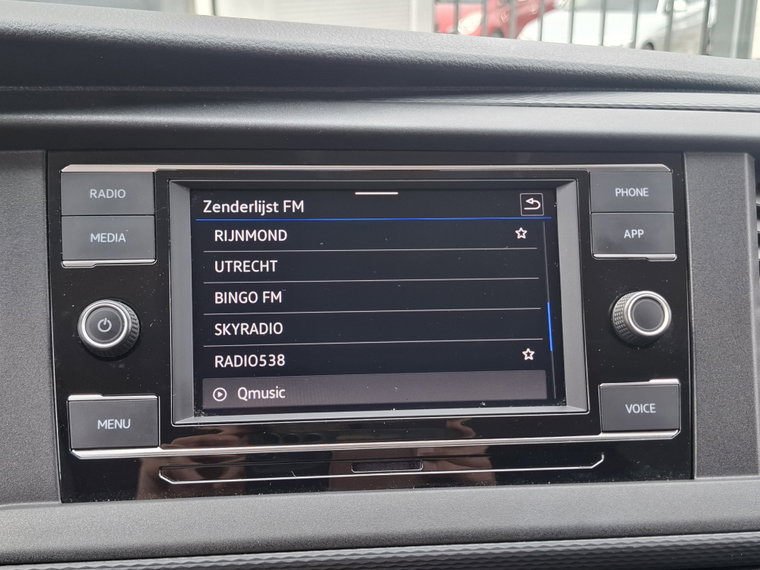Vehicle Image 29