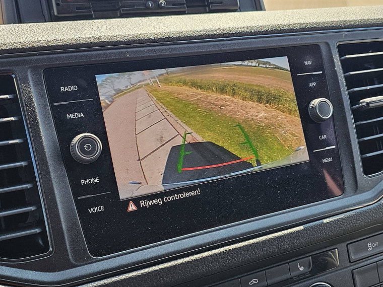 Vehicle Image 17