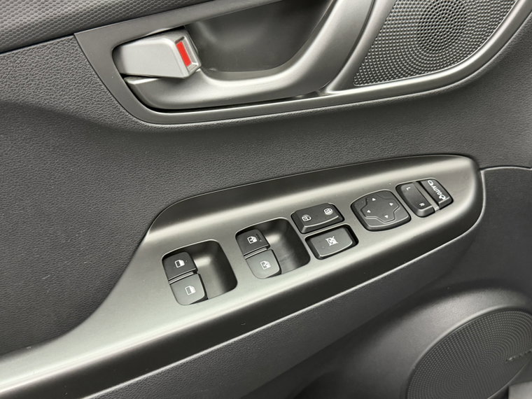 Vehicle Image 26