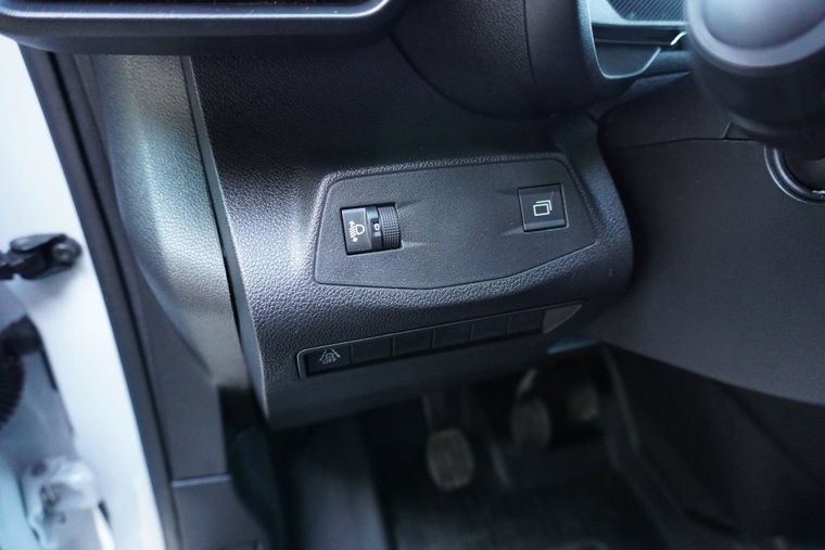 Vehicle Image 22
