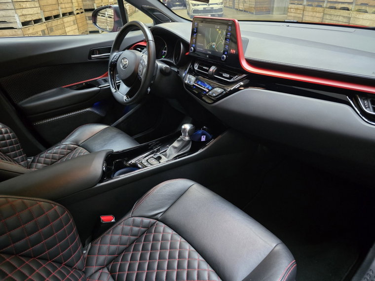 Vehicle Image 8