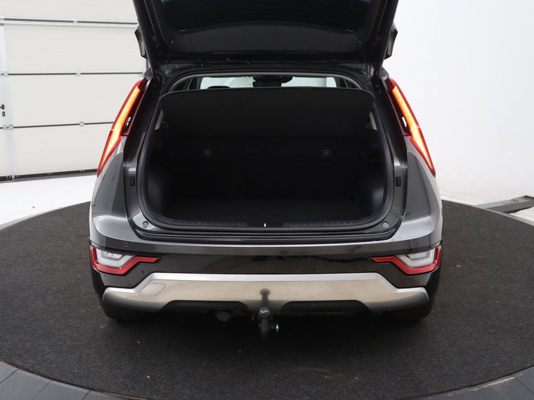 Vehicle Image 32