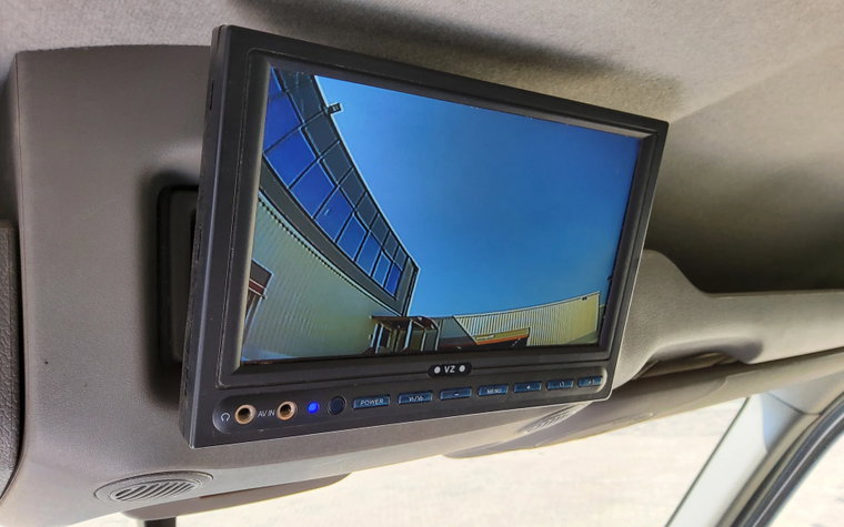 Vehicle Image 16