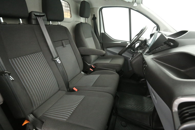 Vehicle Image 11