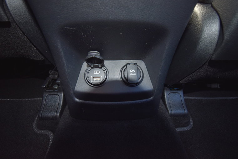 Vehicle Image 13