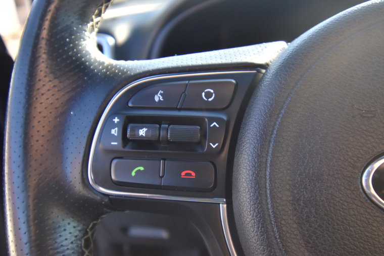 Vehicle Image 39