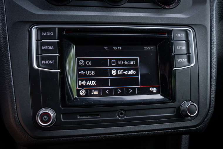 Vehicle Image 10