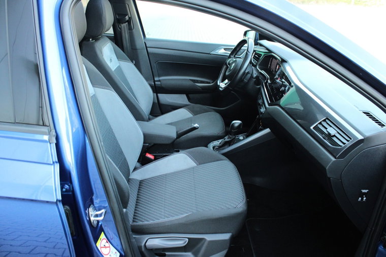 Vehicle Image 40