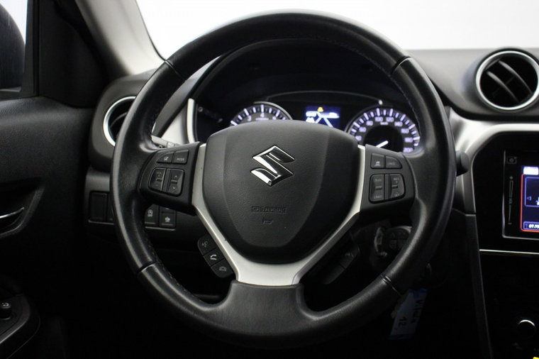 Vehicle Image 22