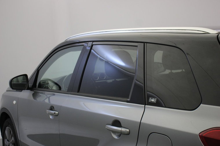 Vehicle Image 10
