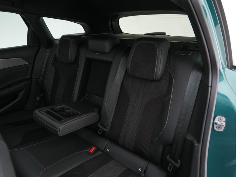 Vehicle Image 26