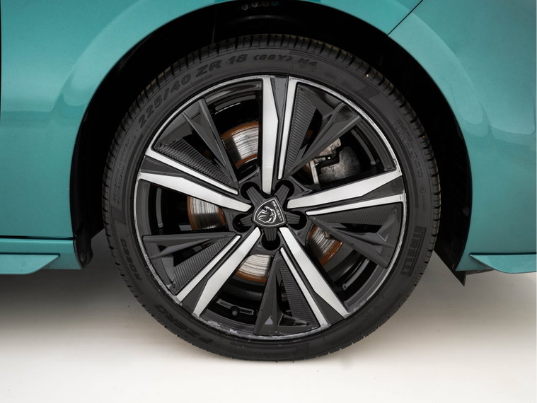 Vehicle Image 30