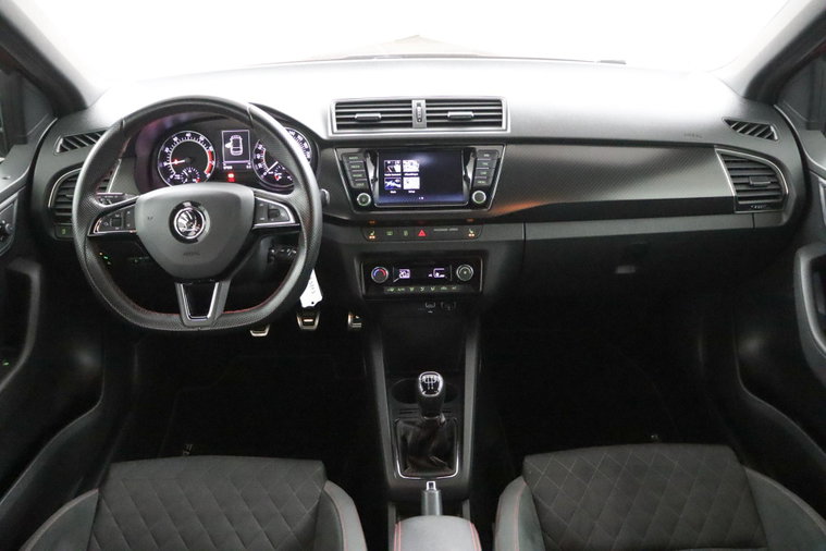 Vehicle Image 12