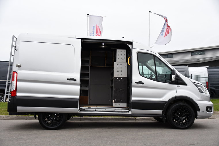 Vehicle Image 11