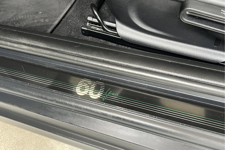 Vehicle Image 37