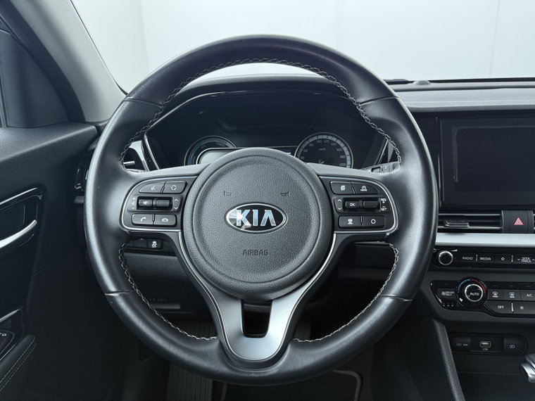Vehicle Image 38