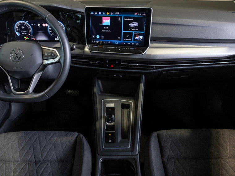 Vehicle Image 21