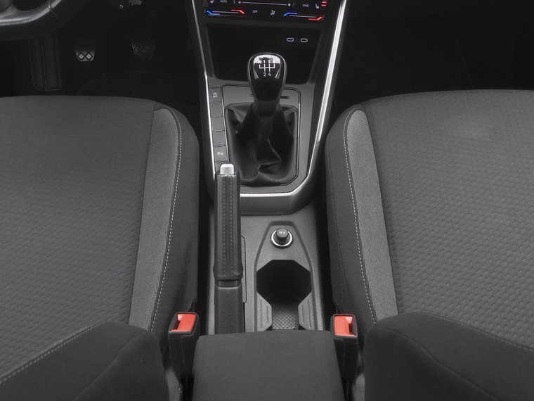 Vehicle Image 24