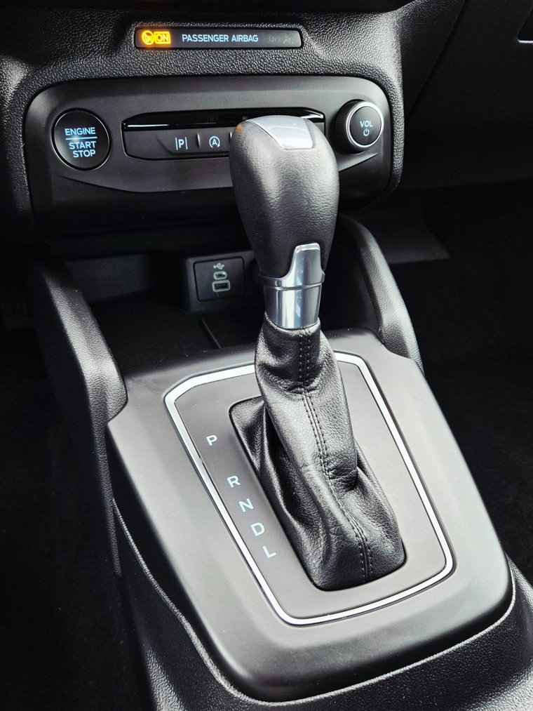 Vehicle Image 24