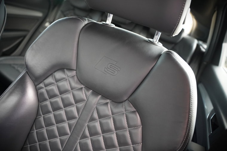 Vehicle Image 30