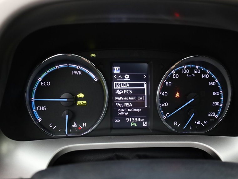 Vehicle Image 32