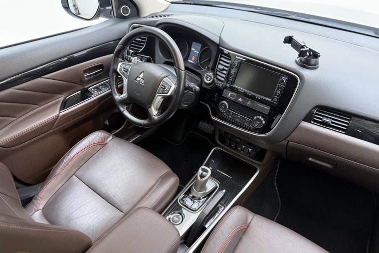 Vehicle Image 20