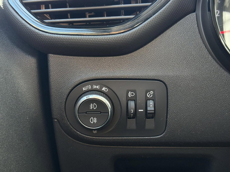 Vehicle Image 29
