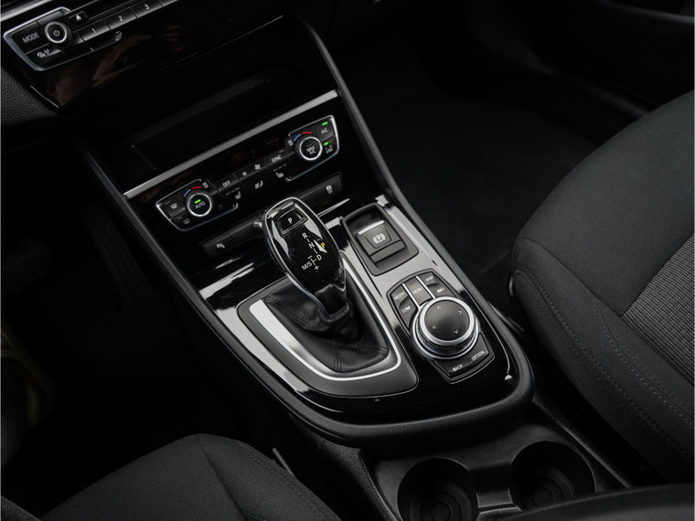 Vehicle Image 37