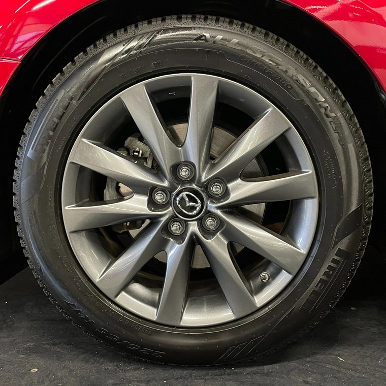 Vehicle Image 36