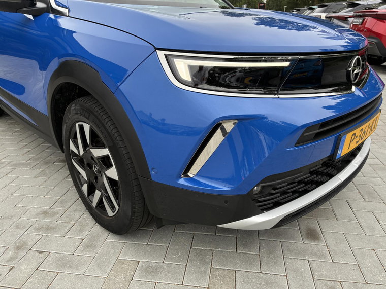 Vehicle Image 22