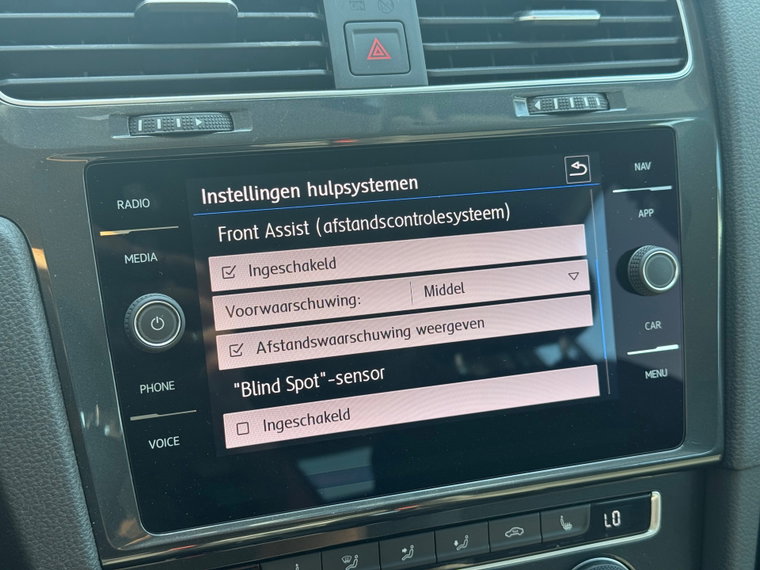 Vehicle Image 19