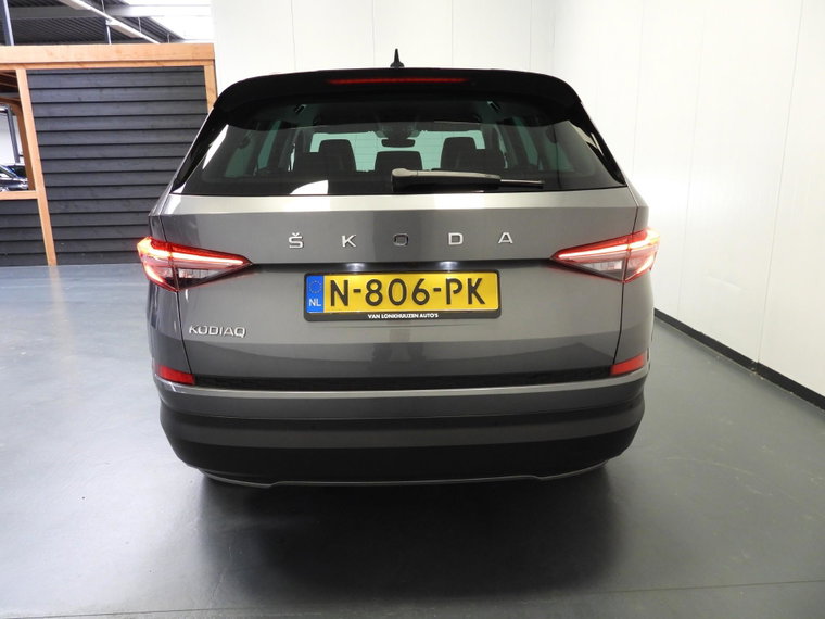 Vehicle Image 36