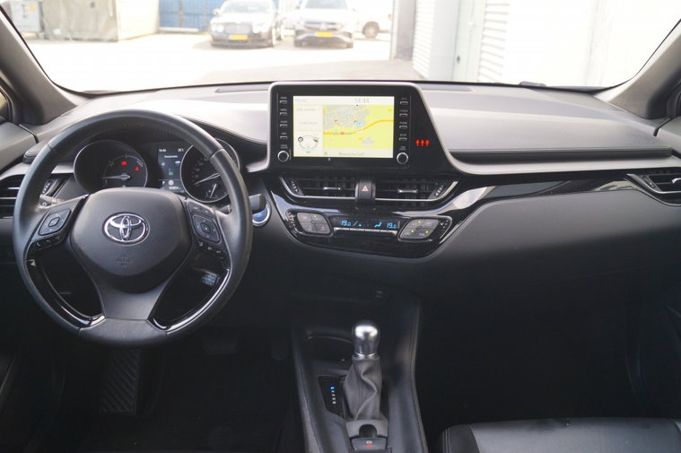 Vehicle Image 10