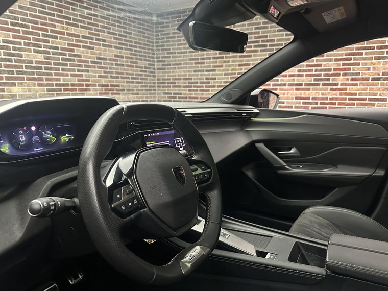 Vehicle Image 31