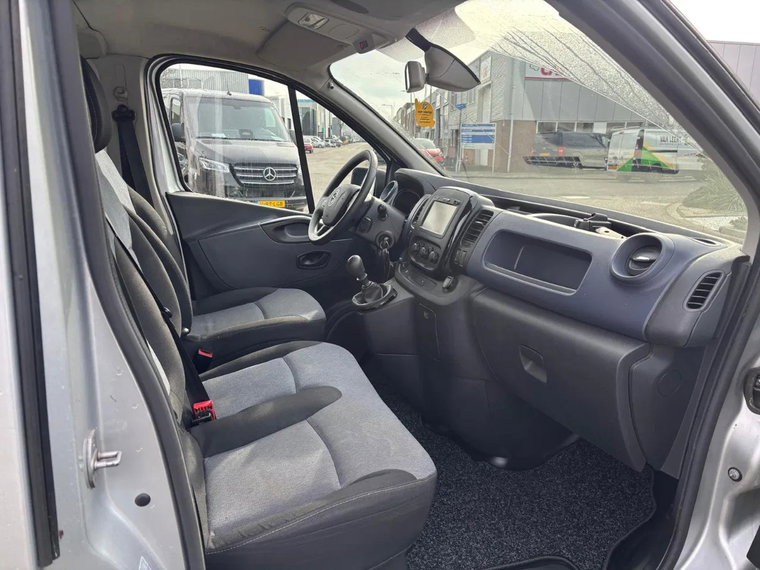 Vehicle Image 17