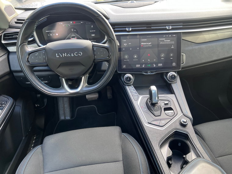 Vehicle Image 30
