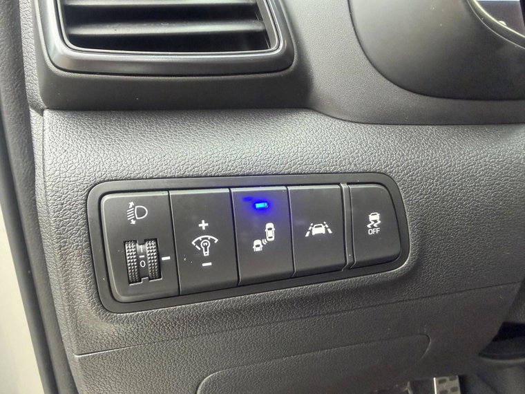 Vehicle Image 29