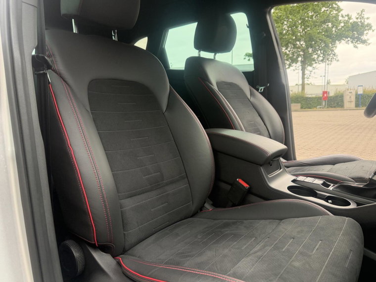 Vehicle Image 41
