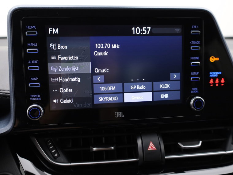 Vehicle Image 35