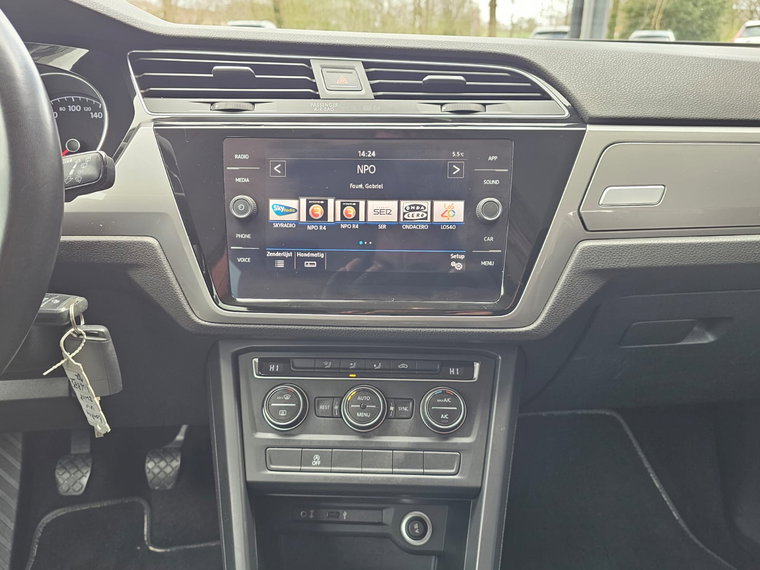 Vehicle Image 36