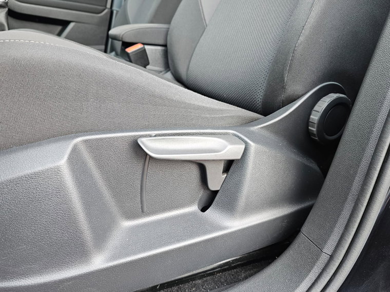 Vehicle Image 45