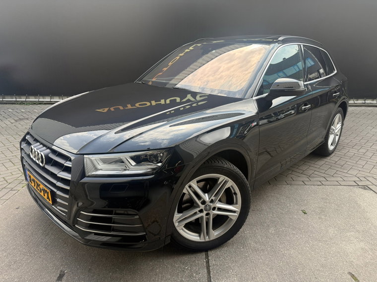 Vehicle Image 6