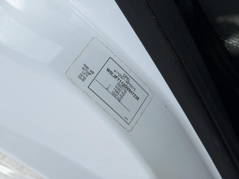 Vehicle Image 39
