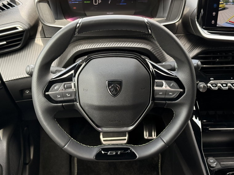 Vehicle Image 24
